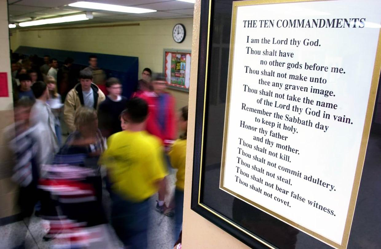Texas School Districts Face New Lawsuits Over Display of Ten Commandments in Classrooms