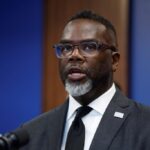 Chicago Mayor Blocks Federal Agents from Using City-Owned Spaces with New Order Chicago Mayor Blocks Federal Agents from Using City-Owned Spaces with New Order