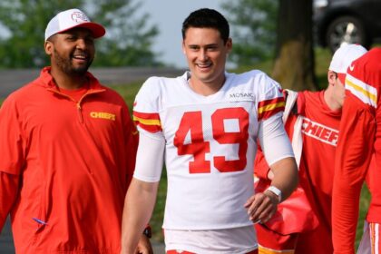 Matt Araiza: The Punt God with Mexican Roots Who Dominated the NFL Matt Araiza: The Punt God with Mexican Roots Who Dominated the NFL