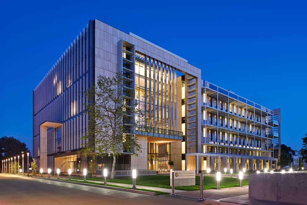 UC San Diego School of Medicine Launches Groundbreaking Precision Medicine Program in Cancer Treatment