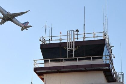 FAA Struggles with Staffing Shortages at Airports Amid Prolonged Government Shutdown