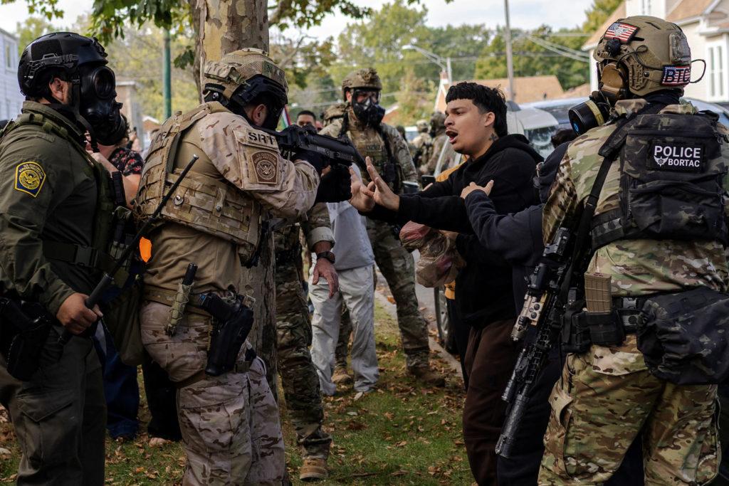 Judge orders federal immigration officers in Chicago area to wear body cameras – The Guardian