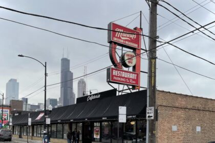 Manny’s Deli Rises to the Occasion, Supporting SNAP Recipients During Federal Shutdown