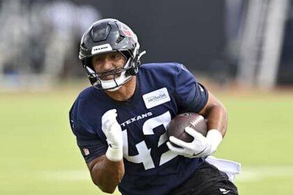 Texans Decide Veteran Fullback Won’t Play Against Broncos