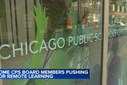 Chicago School Board Members Demand Remote Learning in Response to ICE Raids