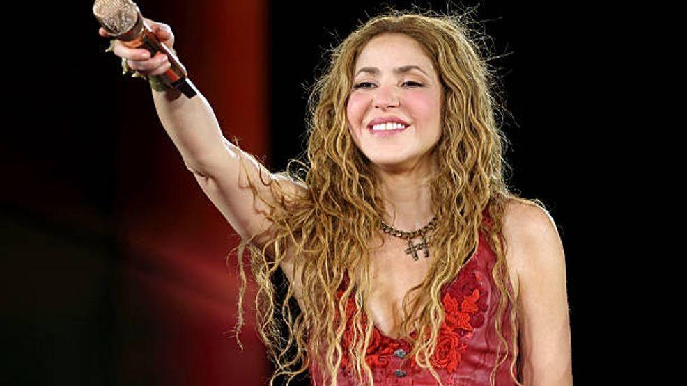 Shakira Honors Texas Flood Victims and Families with Heartfelt Alamodome Performance
