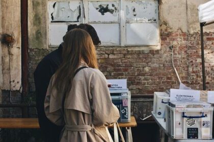 South Texas Couple Says Goodbye to Beloved Shop After 25 Years
