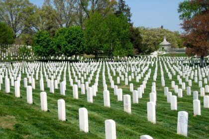 Veterans Day in the DC Area: What’s Closed, Key Ceremonies, and Special Deals for Service Members