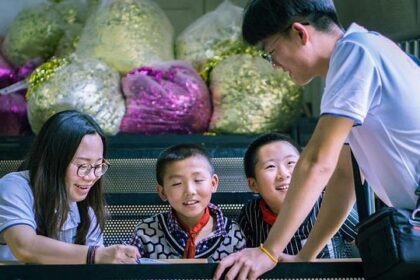 SAISDads’ Initiative Empowers Fathers to Play an Active Role in Their Children’s Education