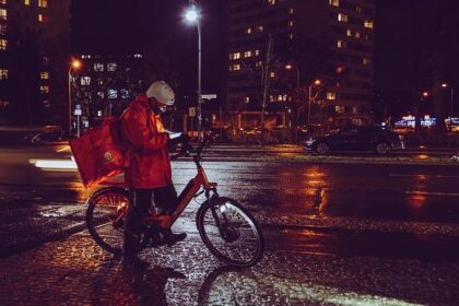 Driver delivering Amazon items kills man during road rage incident, officials say – NBC10 Philadelphia