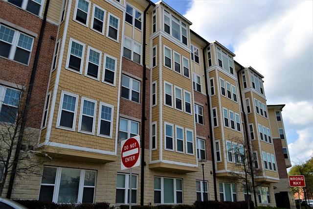 Councilmember Urges Mayor to Act Swiftly on Naming Risky Apartments: “Don’t Be Ugly