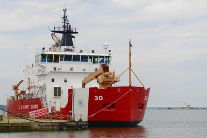 US Coast Guard to Keep Getting Paid Despite Government Shutdown, Says Noem