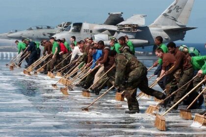 USS George Washington Strike Group Departs Busan on New Deployment