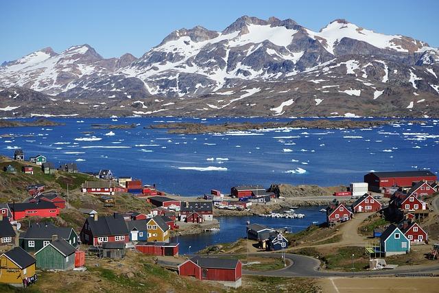 Trump Threatens New Tariffs on Countries Opposing Greenland Takeover as US Lawmakers Visit Denmark to Ease Tensions