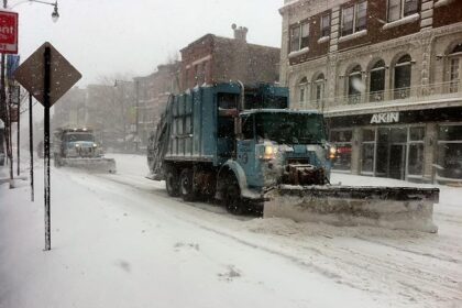 Intense ICE Operations Unfold in Chicago During “Operation Midway Blitz