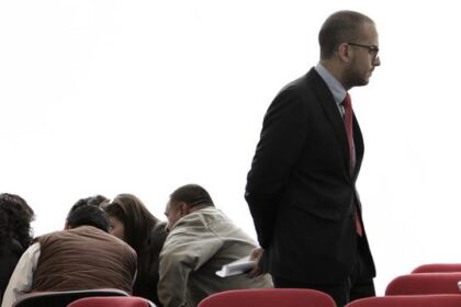 How a UIC Professor is Revolutionizing Training for Team USA Figure Skaters with Technology