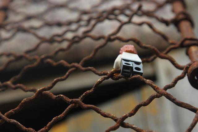 Texas Man on the Run After Daring Escape from San Antonio Prison Reentry Center