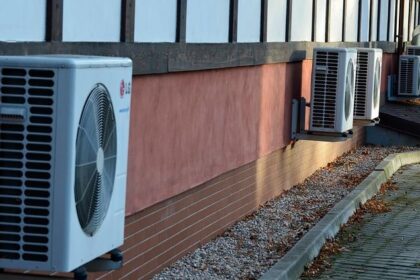 Below-freezing temps stick around in Philadelphia as coastal storm threat diminishes. Here’s the forecast. – CBS News