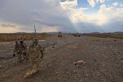 Iran Claims Capture of US Soldiers Amid Ongoing War, While Washington Denies Allegations