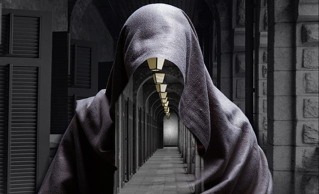 US Homeland Security Secretary Noem Visits Colombia to Tackle Immigration and Crime Challenges