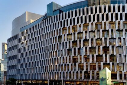 Center City Office Building to Transform with New Apartment Spaces