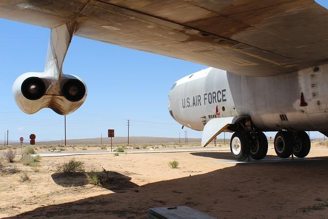 Tragic Loss: Eight Killed in Boeing B-52 Test Flight Crash in California Tragic Loss: Eight Killed in Boeing B-52 Test Flight Crash in California