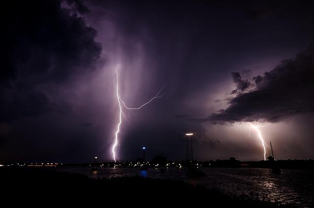 Lightning Strikes in Dramatic D-Back Opener Lightning Strikes in Dramatic D-Back Opener