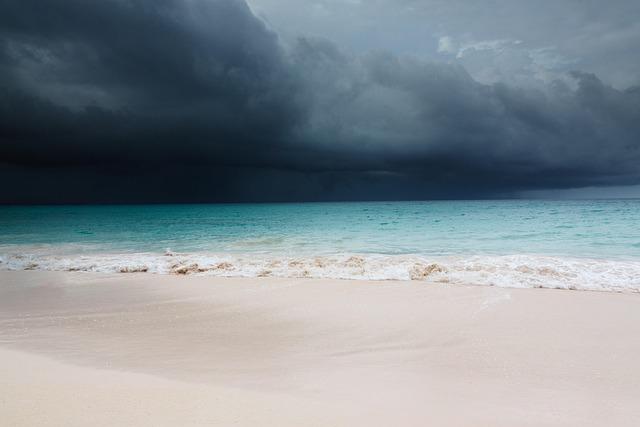 Tropical Storm Warning Issued for Houston-Area Counties as Bertha Approaches Texas